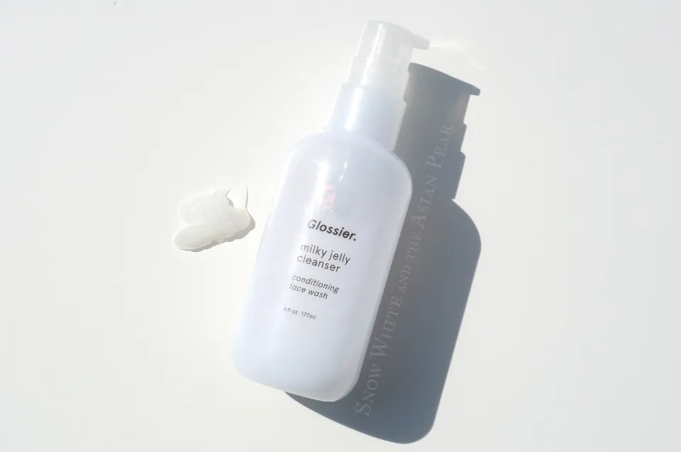 Glossier Milky Jelly Cleanser - Glossier Review