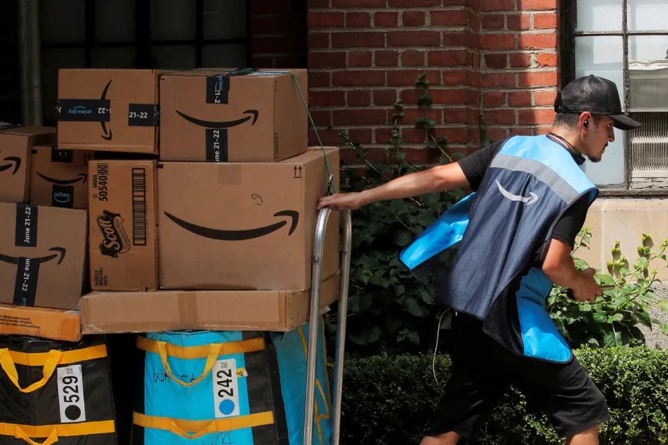 Buy Unclaimed Amazon Packages